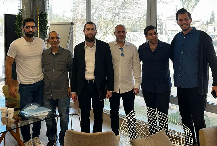 עותק של תמונה של WhatsApp_ 2024-12-25 בשעה 15.40.27_71d11f10 3